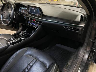 2021 Hyundai SONATA Limited - Photo 19 - Saint Louis, MI 48880-9800