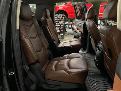 2015 Cadillac Escalade ESV Premium   - Photo 15 - Saint Louis, MI 48880-9800