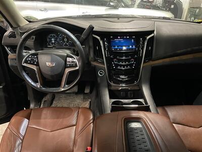 2015 Cadillac Escalade ESV Premium   - Photo 12 - Saint Louis, MI 48880-9800