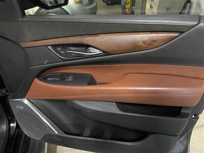 2015 Cadillac Escalade ESV Premium   - Photo 20 - Saint Louis, MI 48880-9800