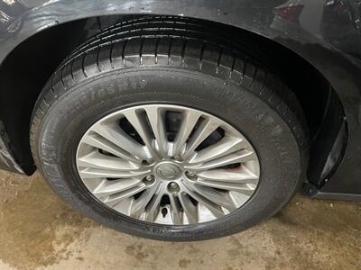 2015 Chrysler Town and Country Touring-L - Photo 25 - Saint Louis, MI 48880-9800