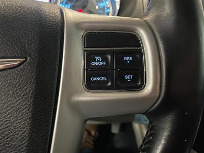 2015 Chrysler Town and Country Touring-L - Photo 10 - Saint Louis, MI 48880-9800
