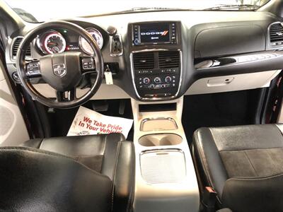 2019 Dodge Grand Caravan SXT   - Photo 7 - Saint Louis, MI 48880-9800
