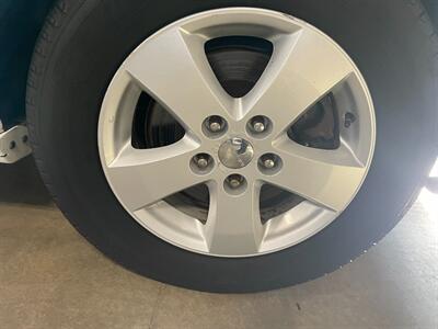 2016 Dodge Grand Caravan SXT   - Photo 25 - Saint Louis, MI 48880-9800