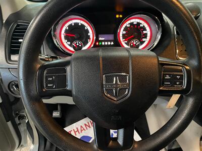 2016 Dodge Grand Caravan SXT   - Photo 9 - Saint Louis, MI 48880-9800