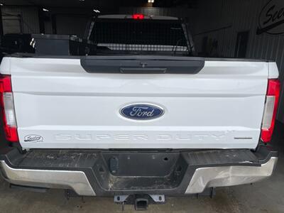 2017 Ford F-250 Super Duty XLT - Photo 22 - Saint Louis, MI 48880-9800