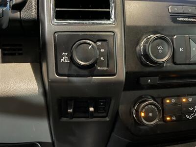 2017 Ford F-250 Super Duty XLT - Photo 13 - Saint Louis, MI 48880-9800