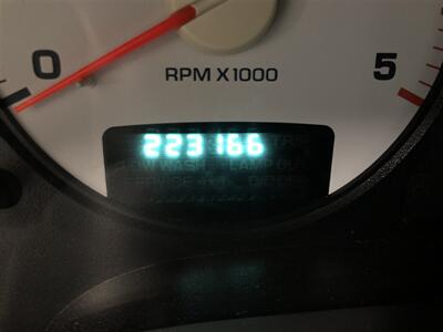 2003 Dodge Ram 2500 SLT   - Photo 9 - Saint Louis, MI 48880-9800