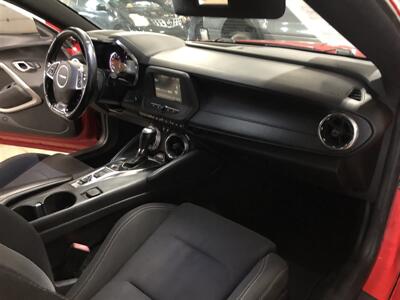 2018 Chevrolet Camaro LT - Photo 18 - Saint Louis, MI 48880-9800