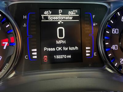 2015 Chrysler 200 S - Photo 11 - Saint Louis, MI 48880-9800