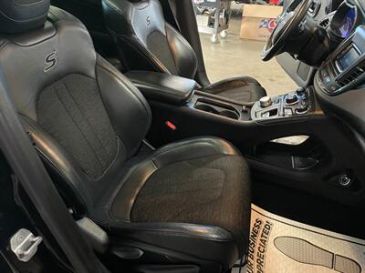 2015 Chrysler 200 S - Photo 17 - Saint Louis, MI 48880-9800