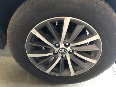 2018 Toyota Highlander XLE - Photo 29 - Saint Louis, MI 48880-9800