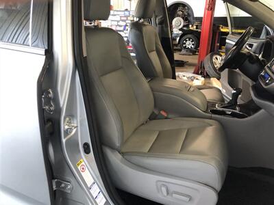 2018 Toyota Highlander XLE - Photo 20 - Saint Louis, MI 48880-9800