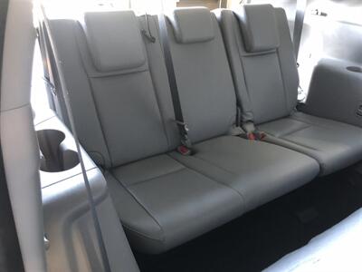 2018 Toyota Highlander XLE - Photo 22 - Saint Louis, MI 48880-9800
