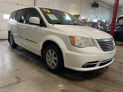 2013 Chrysler Town and Country Touring   - Photo 4 - Saint Louis, MI 48880-9800