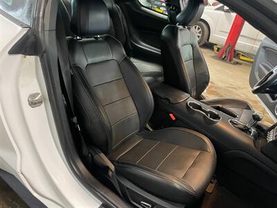 2017 Ford Mustang EcoBoost Premium   - Photo 20 - Saint Louis, MI 48880-9800