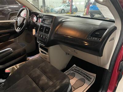 2014 Dodge Grand Caravan SXT - Photo 17 - Saint Louis, MI 48880-9800