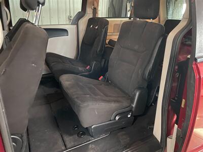2014 Dodge Grand Caravan SXT - Photo 14 - Saint Louis, MI 48880-9800