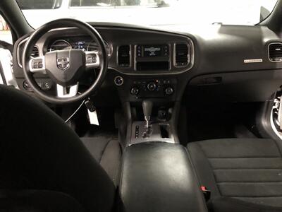 2013 Dodge Charger SE   - Photo 7 - Saint Louis, MI 48880-9800