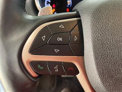 2017 Jeep Grand Cherokee Laredo   - Photo 11 - Saint Louis, MI 48880-9800