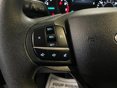 2022 Ford Explorer   - Photo 10 - Saint Louis, MI 48880-9800