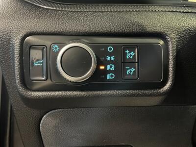 2022 Ford Explorer   - Photo 13 - Saint Louis, MI 48880-9800