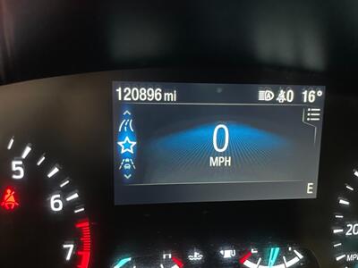 2022 Ford Explorer   - Photo 12 - Saint Louis, MI 48880-9800