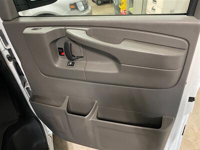 2011 Chevrolet Express LS 3500   - Photo 19 - Saint Louis, MI 48880-9800