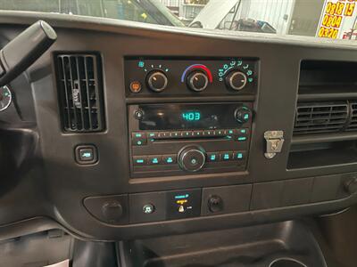 2011 Chevrolet Express LS 3500   - Photo 11 - Saint Louis, MI 48880-9800