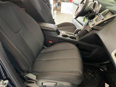 2015 Chevrolet Equinox LT - Photo 16 - Saint Louis, MI 48880-9800