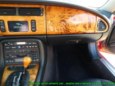 2000 Jaguar XK8   - Photo 9 - North Hollywood, CA 91601
