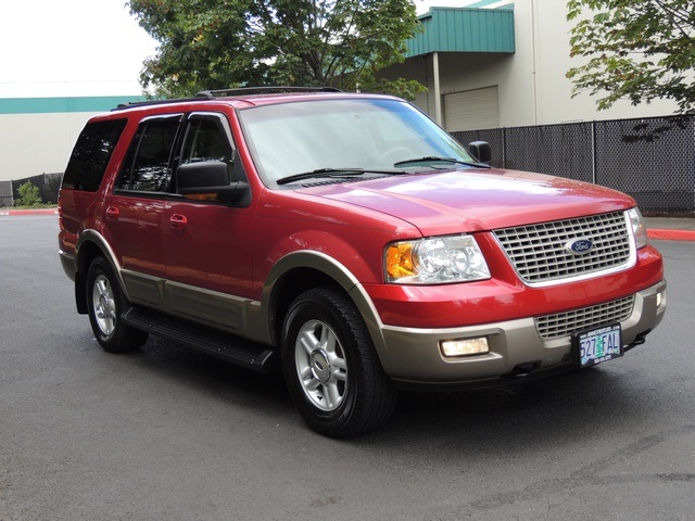 2003 Ford Expedition Eddie Bauer / 4WD / NAVIGATION / 8-Passengers   - Photo 2 - Portland, OR 97217