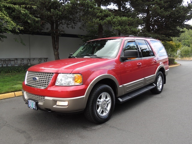 2003 Ford Expedition Eddie Bauer / 4WD / NAVIGATION / 8-Passengers   - Photo 1 - Portland, OR 97217
