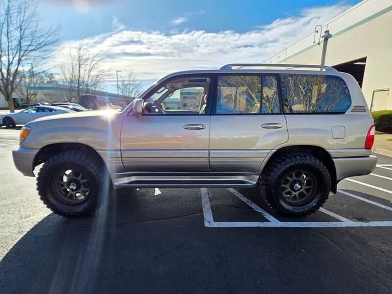2000 Lexus LX 470 4WD / BRAND NEW OLD MAN EMU LIFT  / FRESH TIMING BELT + WATER PUMP / DIFF LOCK / BRAND NEW WHEELS + MUD TIRES / 1-OWNER - Photo 3 - Portland, OR 97217