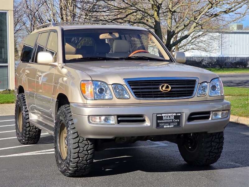 2000 Lexus LX 470 4WD / BRAND NEW OLD MAN EMU LIFT  / FRESH TIMING BELT + WATER PUMP / DIFF LOCK / BRAND NEW WHEELS + MUD TIRES / 1-OWNER - Photo 2 - Portland, OR 97217