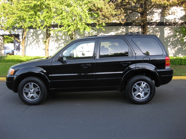 2004 Ford Escape Limited   - Photo 2 - Portland, OR 97217
