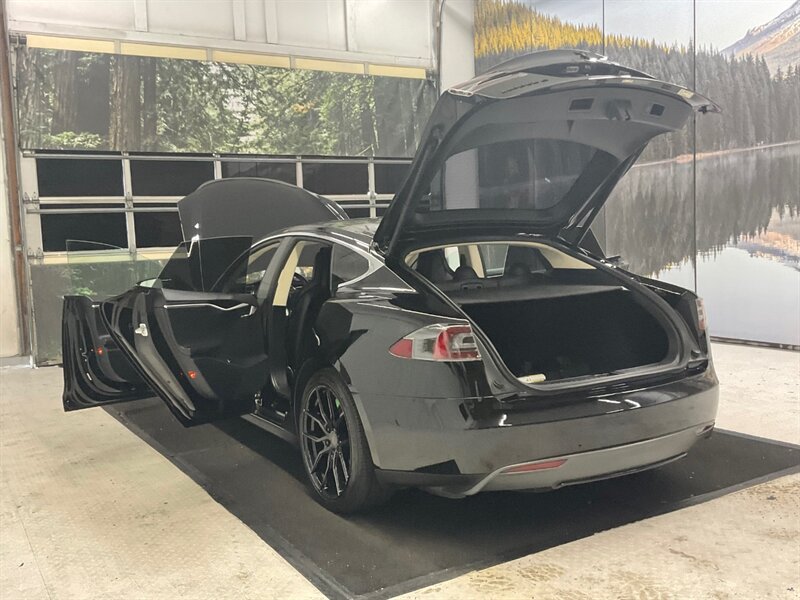 2013 Tesla Model S / REAR FACING JUMP SEAT /47,000 MILES - Photo 26 - Gladstone, OR 97027