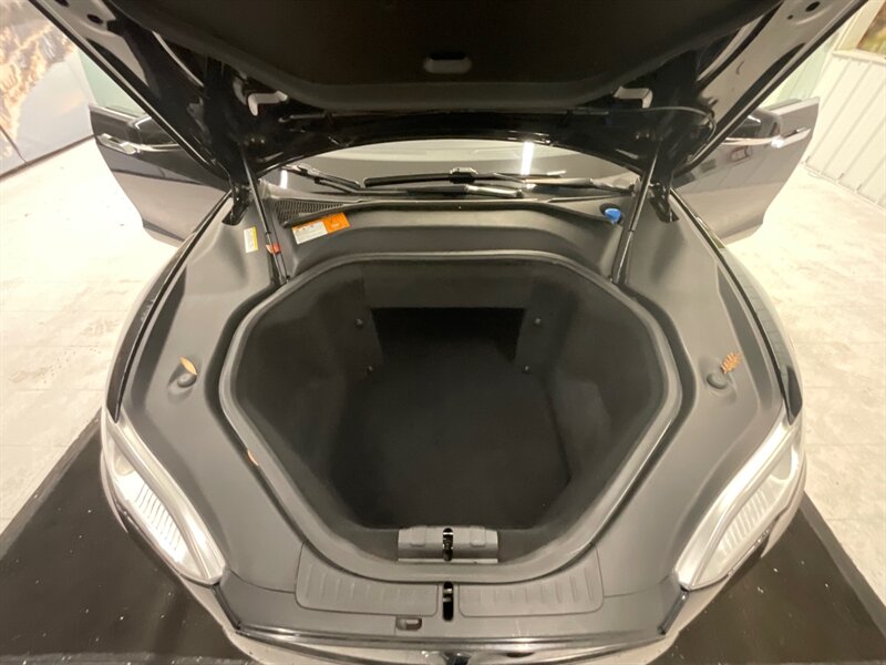 2013 Tesla Model S / REAR FACING JUMP SEAT /47,000 MILES - Photo 28 - Gladstone, OR 97027