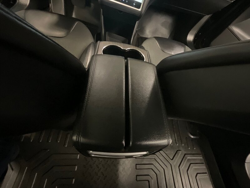 2013 Tesla Model S / REAR FACING JUMP SEAT /47,000 MILES - Photo 44 - Gladstone, OR 97027