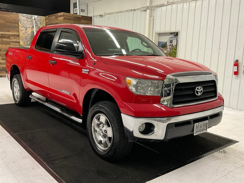 2007 Toyota Tundra SR5 TRD OFF ROAD / CREW MAX / 4X4 / SUNROOF  /LOCAL TRUCK / RUST FREE / 5.7L V8 / SHARP & CLEAN !! - Photo 2 - Gladstone, OR 97027