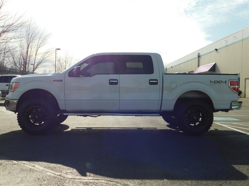 2014 Ford F-150 XLT Super Crew 4X4 / 5.0L V8/ LIFTED LIFTED   - Photo 3 - Portland, OR 97217