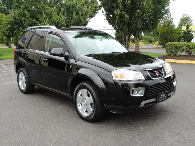 2007 Saturn Vue Sport Utility / AWD / Sunroof / 6Cyl   - Photo 2 - Portland, OR 97217