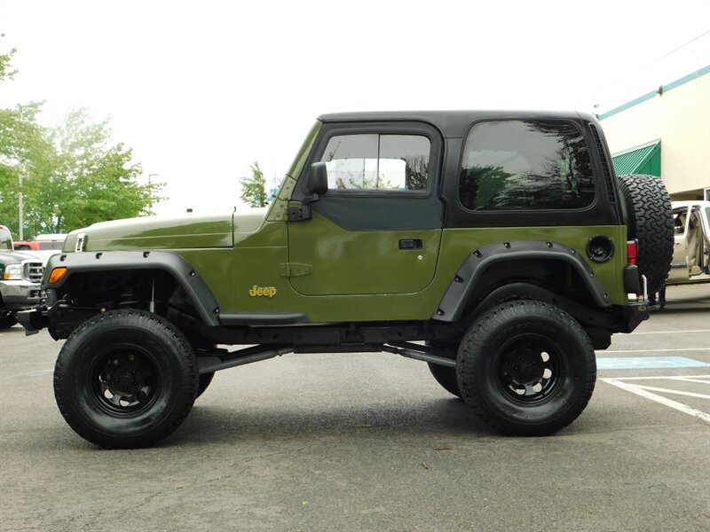 1997 Jeep Wrangler Sport 2dr / 4X4 / 5-SPEED / Hard Top / LIFTED   - Photo 3 - Portland, OR 97217