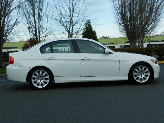 2006 BMW 330i 2-Owner LowMiles Tons of Kuni Bmw Services   - Photo 3 - Portland, OR 97217
