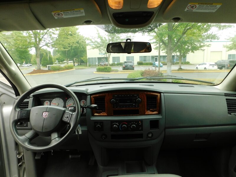 2006 Dodge Ram 3500 SLT MEGACAB / DUALLY / 4X4 / 5.9L CUMMINS DIESEL   - Photo 25 - Portland, OR 97217