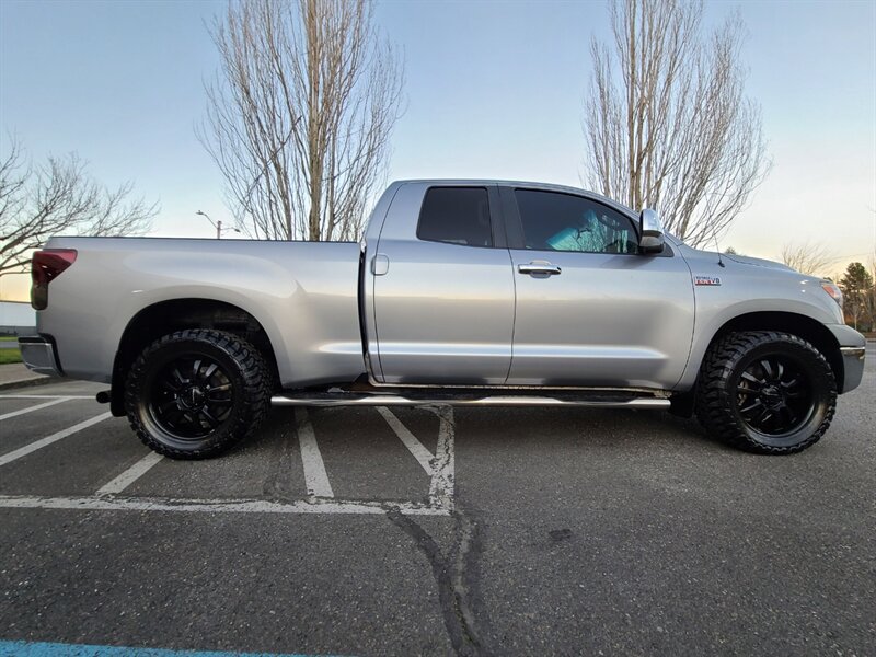 2012 Toyota Tundra DOUBLE CAB / 5.7L / 4X4 / 1-OWNER / 53,000 Miles  / BackUp CAM / KMC Wheels / TOYO MT's / TOP SHAPE !!! - Photo 4 - Portland, OR 97217
