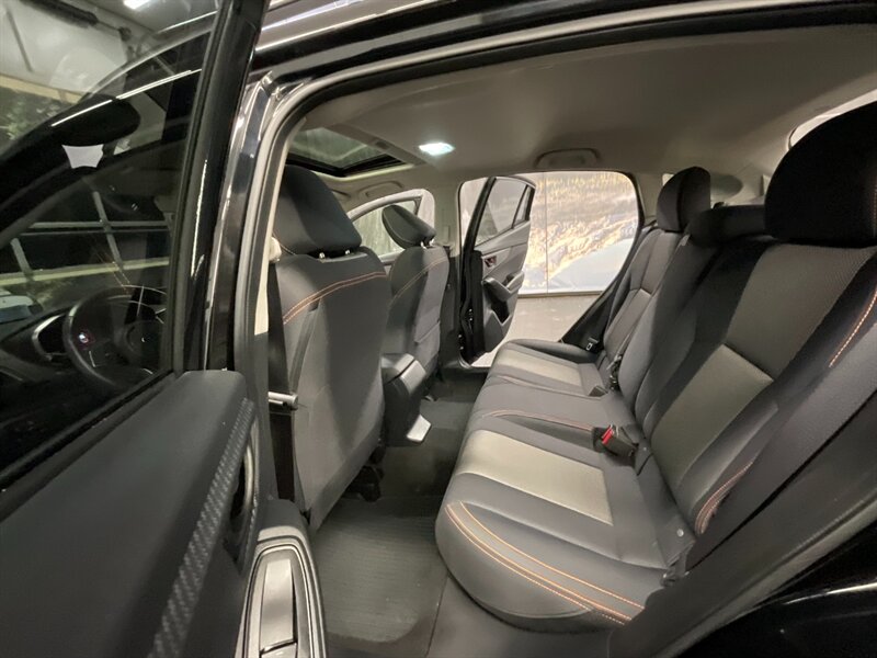 2018 Subaru XV Crossteck 2.0i Premium Sport Utility / 1-Owner / 10,000 MILE  Backup Camera / Sunroof / Heated Seats / Blind Spot Alert / SHARP & CLEAN !! - Photo 14 - Gladstone, OR 97027
