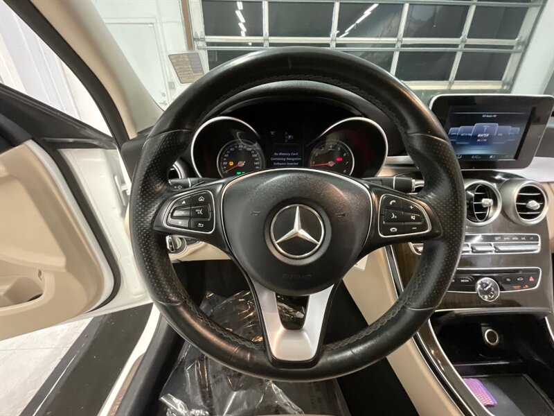 2015 Mercedes-Benz C 300 Sedan / 4Cyl Turbo / Sport Pkg / 79,000 MILE  / Leather Seats / Premium Black Wheels - Photo 38 - Gladstone, OR 97027