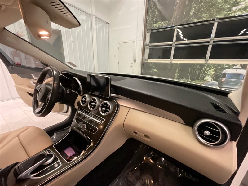 2015 Mercedes-Benz C 300 Sedan / 4Cyl Turbo / Sport Pkg / 79,000 MILE  / Leather Seats / Premium Black Wheels - Photo 17 - Gladstone, OR 97027