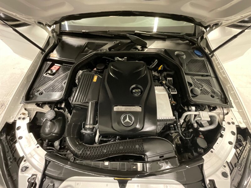 2015 Mercedes-Benz C 300 Sedan / 4Cyl Turbo / Sport Pkg / 79,000 MILE  / Leather Seats / Premium Black Wheels - Photo 29 - Gladstone, OR 97027